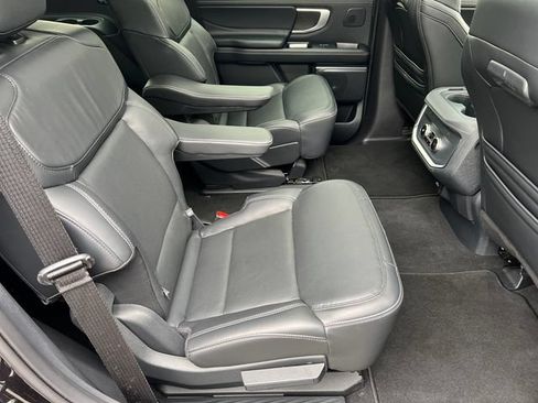Used 2025 Ford Expedition Platinum w/ Stealth Performance Package AWD/4WD image 21
