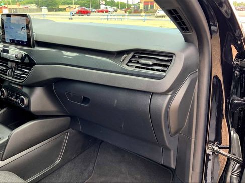 Used 2024 Ford Escape ST-Line image 35