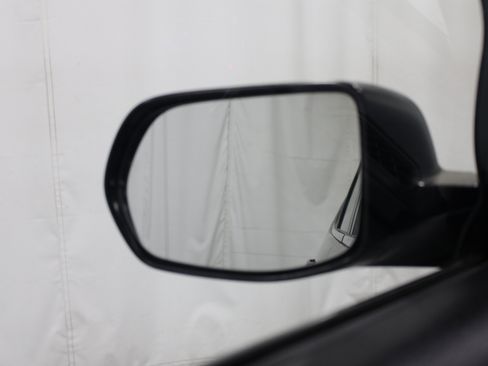 Used 2016 Honda CR-V LX image 9
