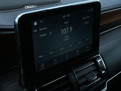 Used 2019 Lincoln Navigator Reserve AWD/4WD image 21