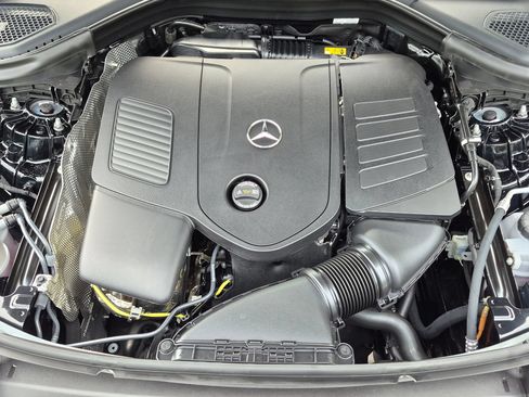New 2027 Mercedes-Benz GLC 300 4MATIC image 34