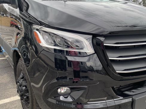 Used 2024 Mercedes-Benz Sprinter 3500 image 24