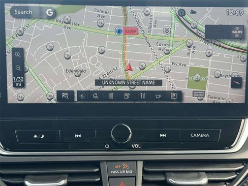 Used 2023 Nissan Altima 2.5 SR w/ SR Premium Package image 25