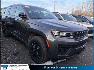 New 2026 Jeep Grand Cherokee Altitude video 1