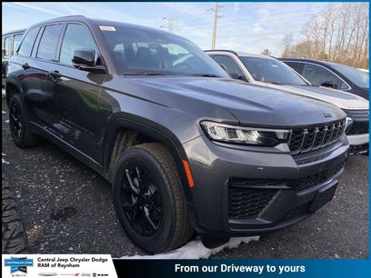New 2026 Jeep Grand Cherokee Altitude
