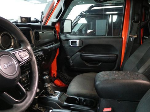 Used 2019 Jeep Wrangler Unlimited Sport image 19