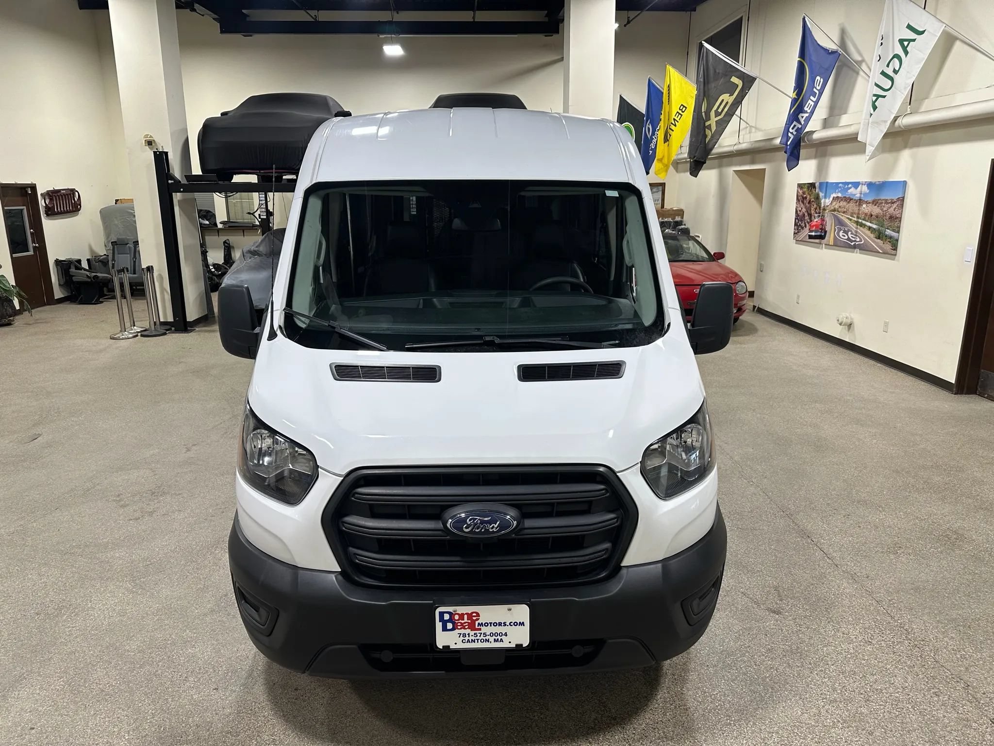 Used 2020 Ford Transit 150 Medium Roof RWD image 5