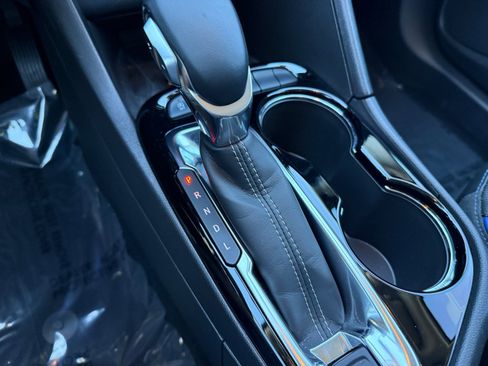 Used 2025 Buick Encore GX Sport Touring w/ Advanced Technology Package image 22