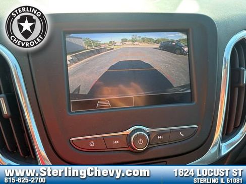 Used 2023 Chevrolet Equinox LT FWD image 19