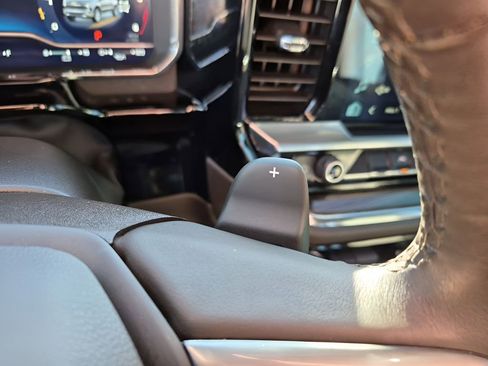 Used 2023 Chevrolet Silverado 1500 RST image 36