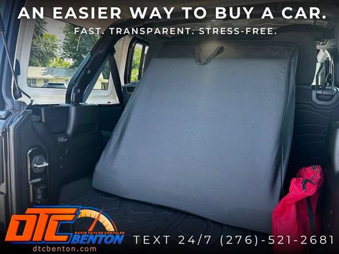 Used 2022 Jeep Wrangler Unlimited Sport AWD/4WD image 35