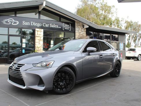Used 2019 Lexus IS 300 RWD image 1