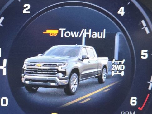 Used 2023 Chevrolet Silverado 1500 LT image 6