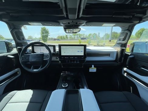 New 2025 GMC Hummer EV 2X image 24