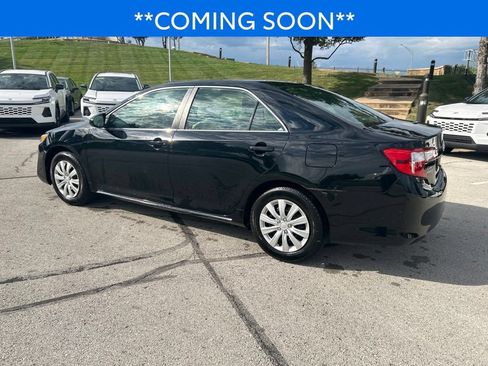 Used 2014 Toyota Camry LE FWD image 10