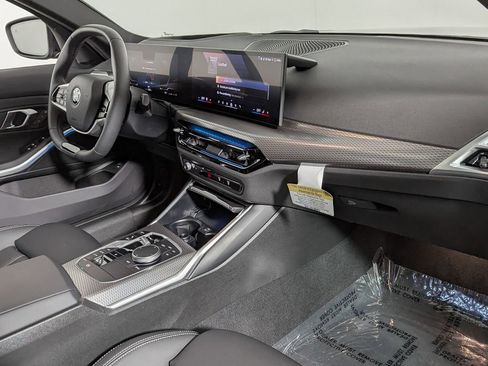 Used 2006 BMW 325i Sedan image 25