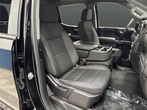 Used 2025 Chevrolet Silverado 1500 Custom image 29