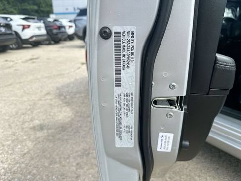 Used 2023 Chrysler 300 Touring RWD image 36