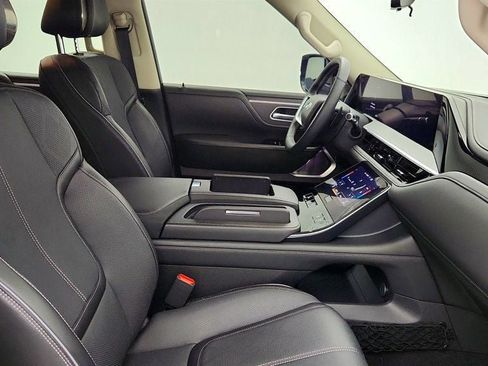 Used 2025 INFINITI QX80 Sensory w/ Premium Cargo Package image 26