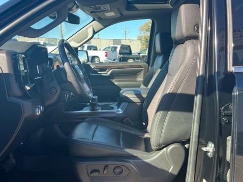 Used 2024 GMC Sierra 1500 SLT image 29