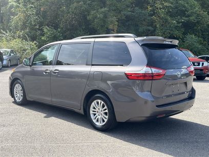 Used 2017 Toyota Sienna XLE