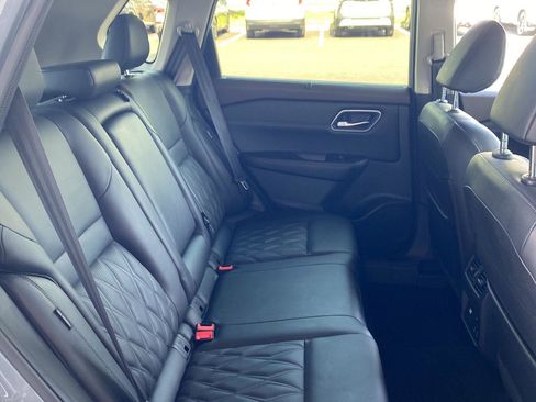 Certified 2023 Nissan Rogue Platinum w/ Platinum Premium Package AWD/4WD image 29