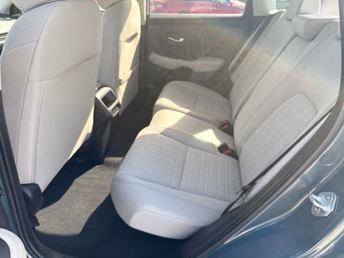 Used 2023 Honda HR-V LX image 25