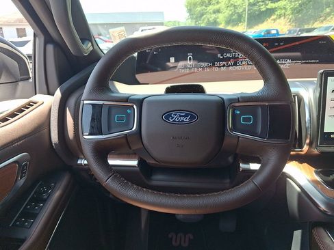 New 2026 Ford Expedition Max King Ranch AWD/4WD image 9