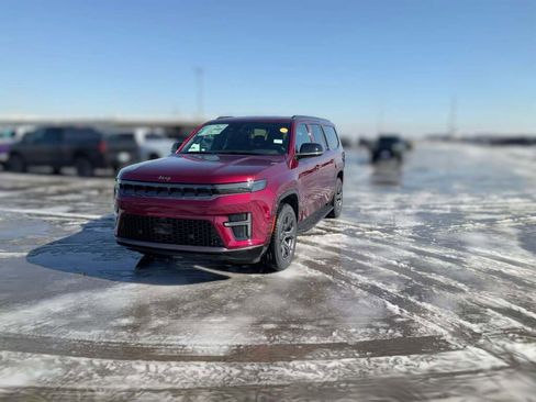 New 2026 Jeep Grand Wagoneer L Limited image 3