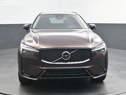 New 2026 Volvo XC60 B5 Plus AWD/4WD image 10
