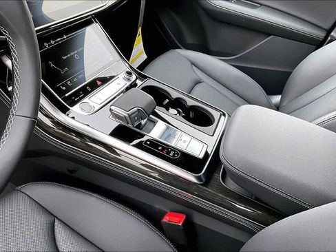 New 2026 Audi Q7 3.0T Premium Plus AWD/4WD image 8