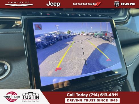 Used 2023 Jeep Grand Cherokee 4WD 4xe image 27