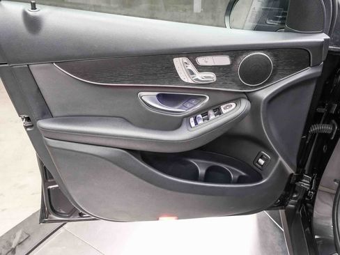 Certified 2021 Mercedes-Benz GLC 300 image 25