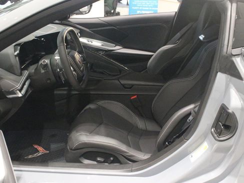 Used 2025 Chevrolet Corvette Stingray Coupe w/ Battery Protection Package image 17