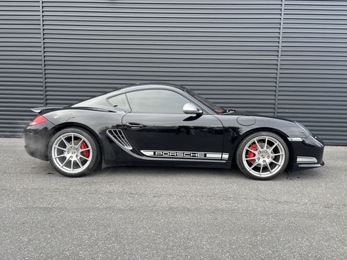 Used 2012 Porsche Cayman R image 6