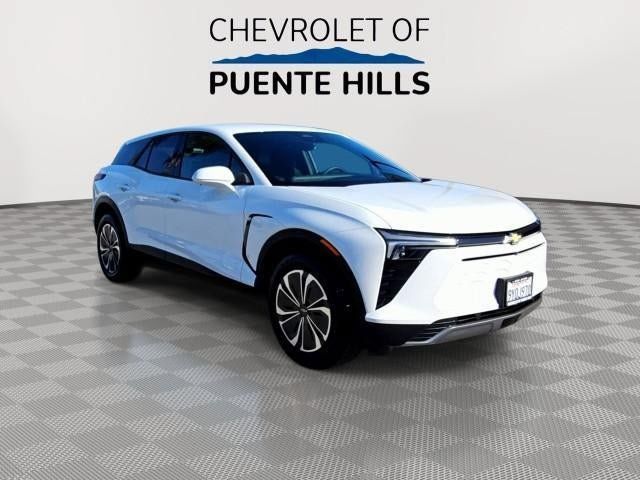 Used 2026 Chevrolet Blazer EV LT FWD image 2