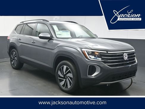 New 2026 Volkswagen Atlas SE image 1