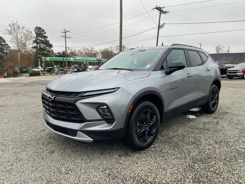 New 2026 Chevrolet Blazer LT w/ Convenience Package FWD image 7