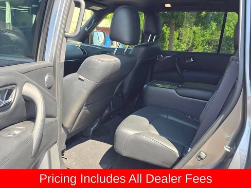 Used 2024 Nissan Armada SL w/ Midnight Edition Package RWD image 7