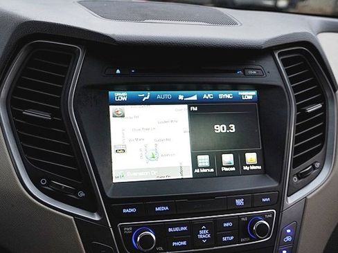 Used 2018 Hyundai Santa Fe Sport image 26