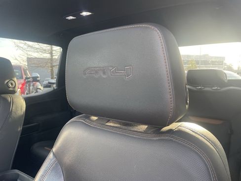 Used 2022 GMC Sierra 1500 AT4 w/ AT4 Premium Package image 22