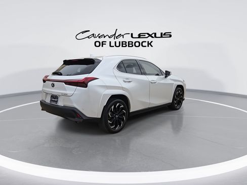 Used 2023 Lexus UX 250h FWD w/ Accessory Package (Z2) image 8