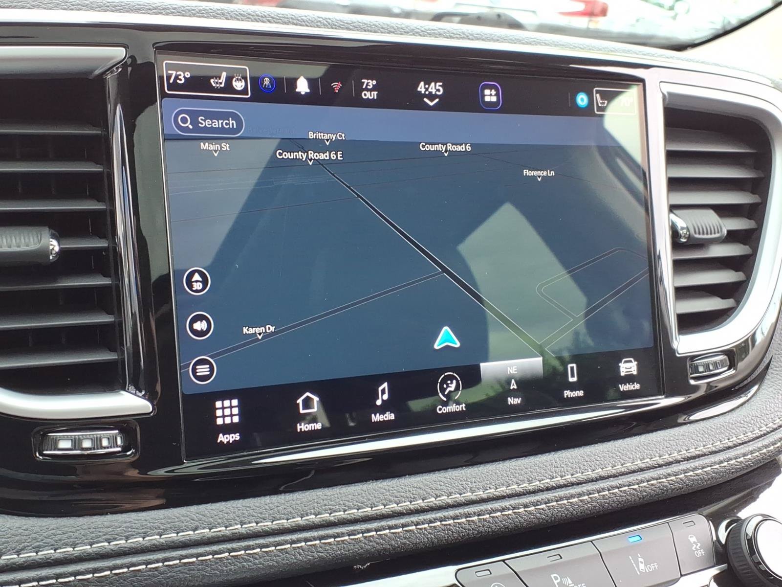 Used 2023 Chrysler Pacifica Limited FWD image 17