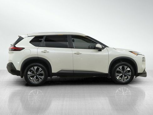 Used 2023 Nissan Rogue SV w/ SV Premium B Package image 6
