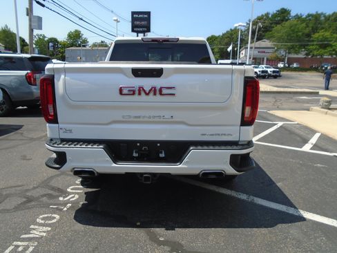 Used 2023 GMC Sierra 1500 Denali w/ Denali Reserve Package AWD/4WD image 8
