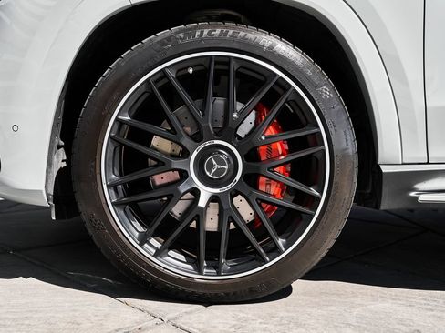 Used 2026 Mercedes-Benz GLS 63 AMG 4MATIC image 4