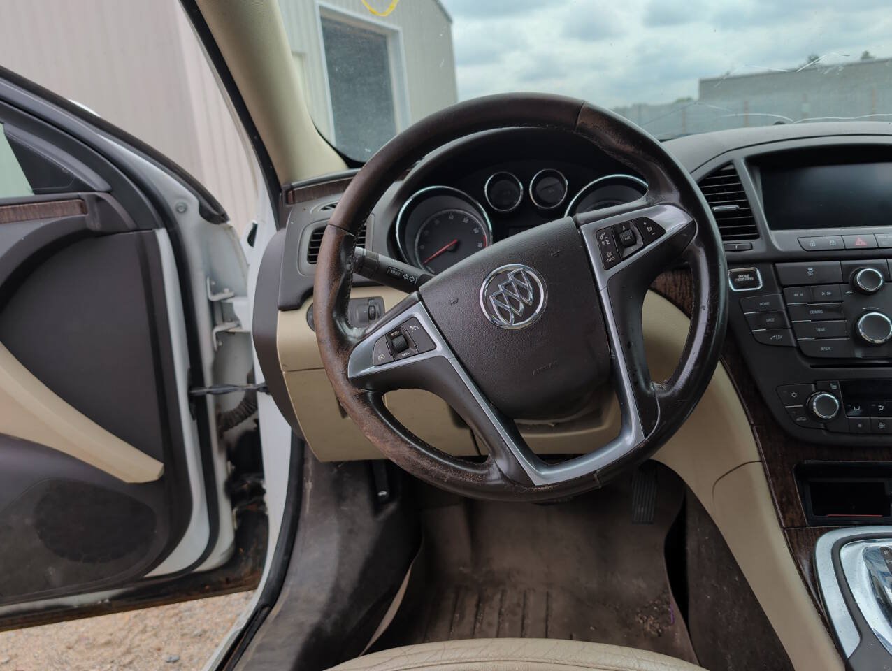 Used 2012 Buick Regal Premium FWD image 30