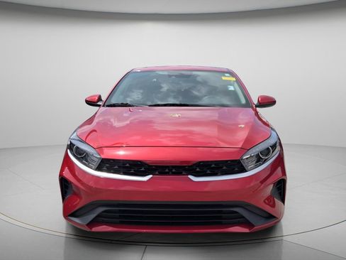 Used 2023 Kia Forte LXS FWD image 3