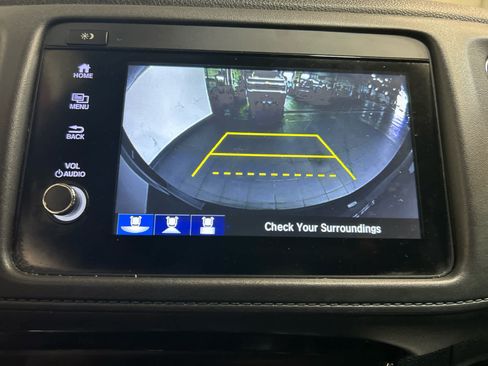 Used 2022 Honda HR-V EX image 5