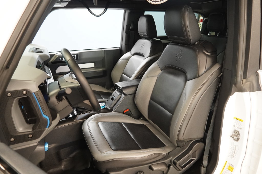 Used 2023 Ford Bronco Black Diamond AWD/4WD image 3